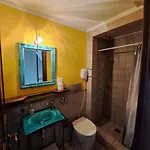 Smaragdi Luxury