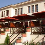 Smaragdi Luxury *
