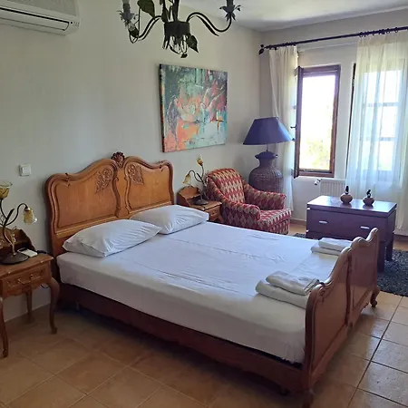 Smaragdi Luxury Apartment