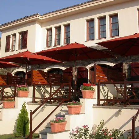 Smaragdi Luxury *